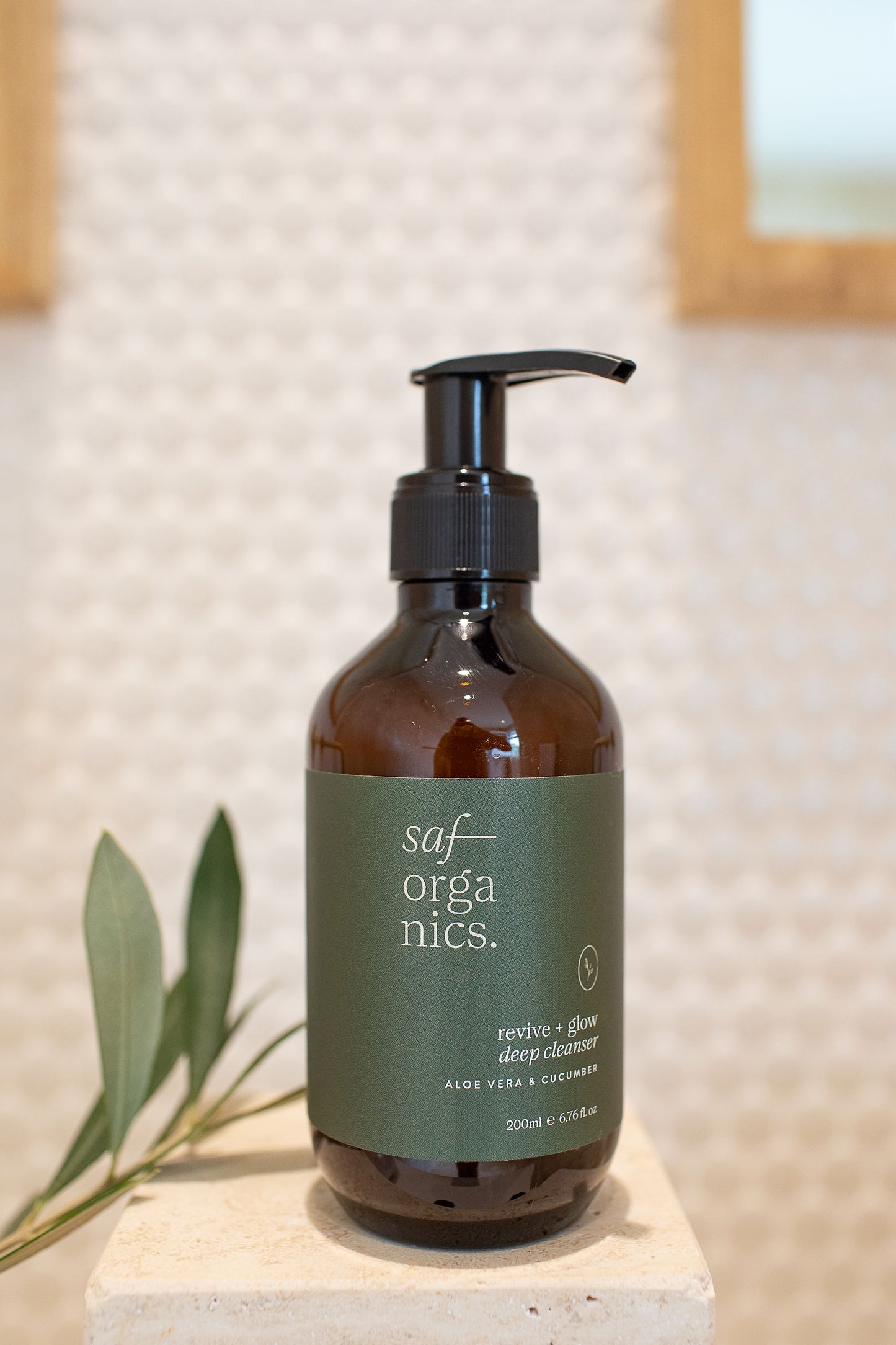 Revive + Glow Cleanser 200ml